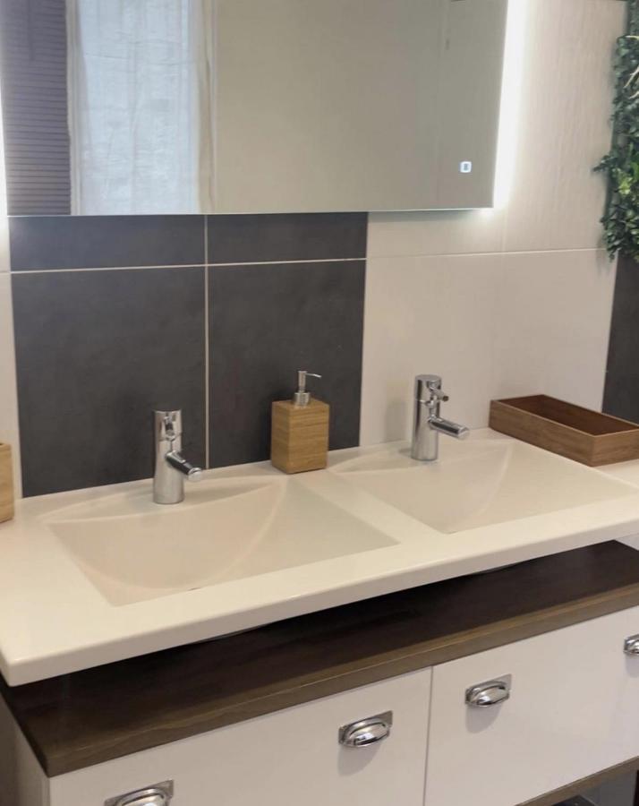 Cosy Et Jardin Panoramique Apartment Морле Екстериор снимка